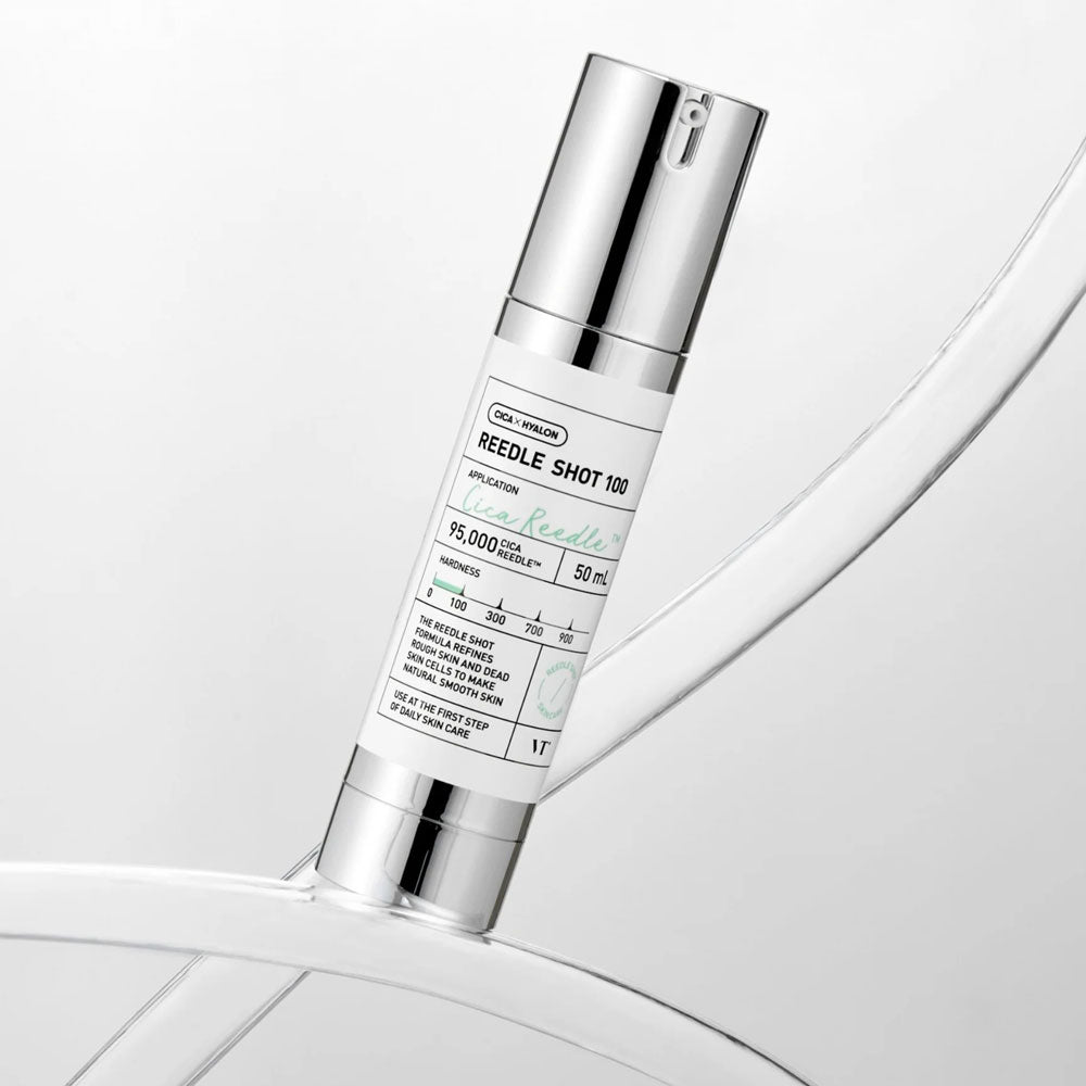 VT Cosmetics Reedle Shot 100, sérum hydratant, 100 ml, flacon transparent avec étiquette noire, skincare coréenne | VT Cosmetics Reedle Shot 100, hydrating serum, 100 ml, transparent bottle with black label, Korean skincare