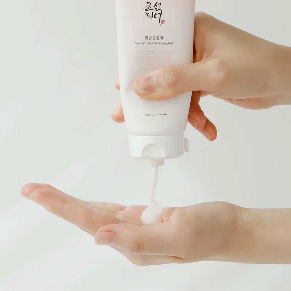 l exfoliant Beauty of Joseon Apricot Blossom, 100 ml, tube rose avec étiquette dorée, produit coréen viral TikTok, skincare coréenne | Beauty of Joseon Apricot Blossom Peeling Gel, 100 ml, pink tube with gold label, viral Korean product on TikTok, Korean skincare